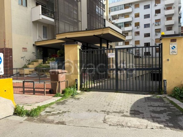 negozio in vendita a Palermo in zona Centro storico