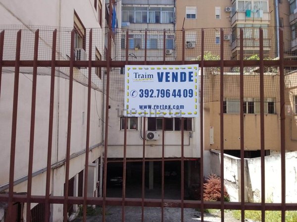 locale di sgombero in vendita a Palermo in zona Montepellegrino