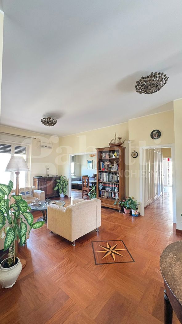 appartamento in vendita a Palermo in zona Libertà