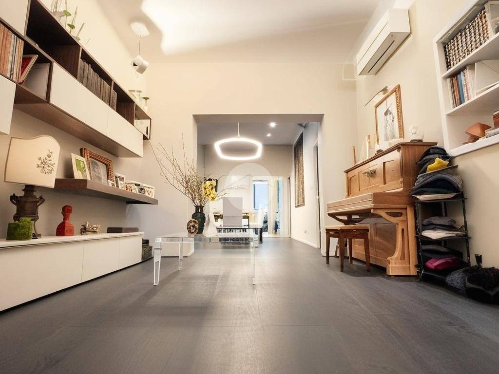 appartamento in vendita a Palermo in zona Politeama