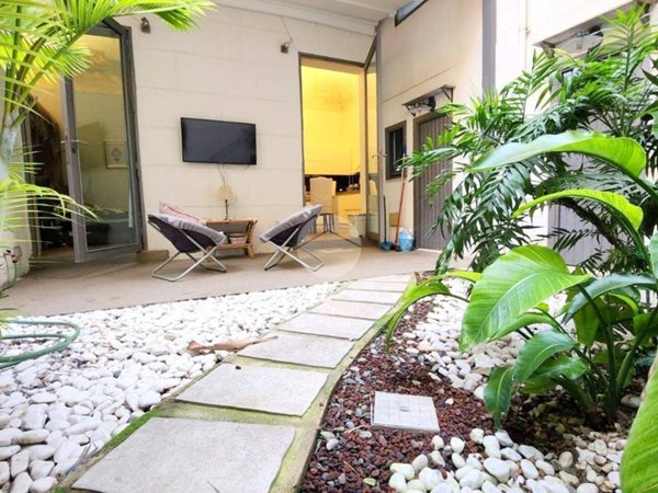 appartamento in vendita a Palermo in zona Politeama