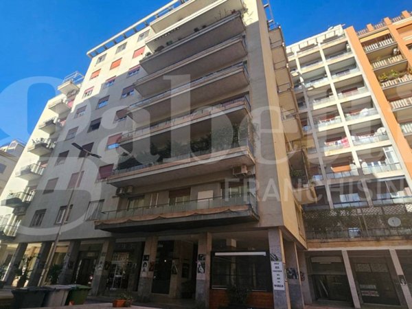 appartamento in vendita a Palermo in zona Libertà