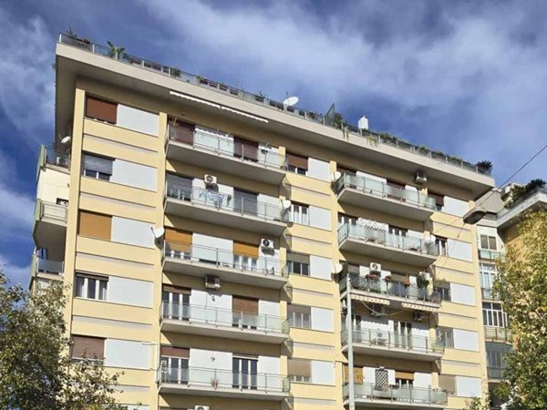 appartamento in vendita a Palermo in zona Politeama