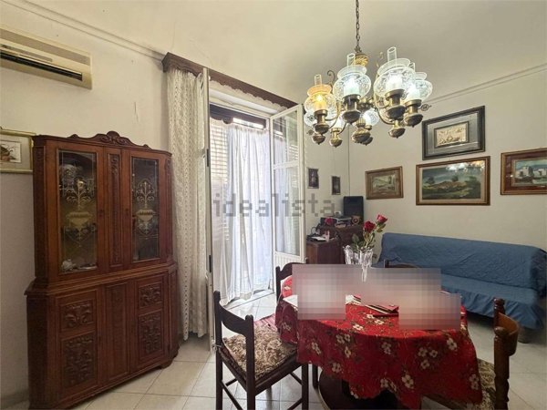 appartamento in vendita a Palermo in zona Malaspina/Palagonia