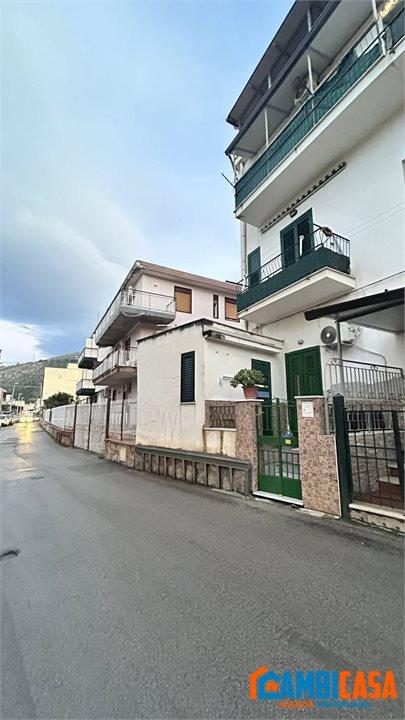 appartamento in vendita a Palermo