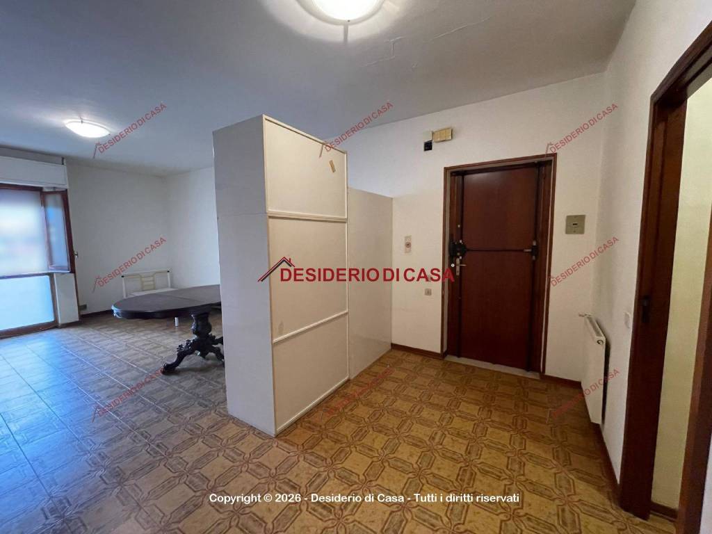 appartamento in vendita a Palermo in zona Malaspina/Palagonia