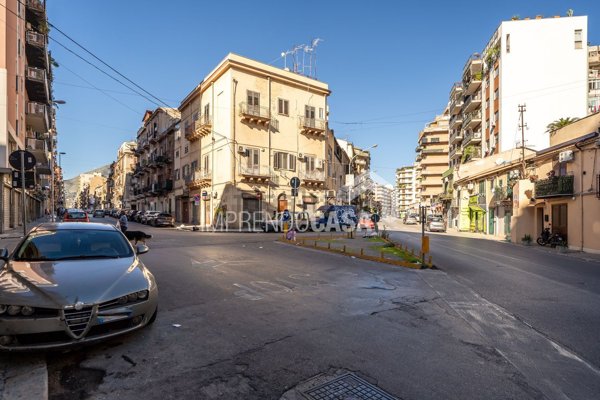 appartamento in vendita a Palermo in zona Libertà