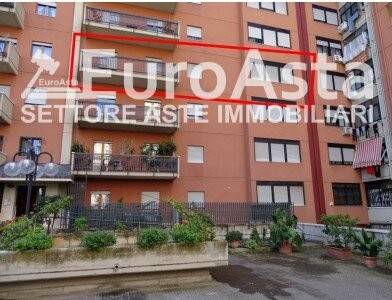 appartamento in vendita a Palermo in zona Zisa