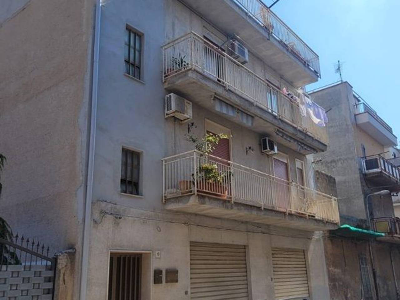 appartamento in vendita a Palermo in zona Partanna