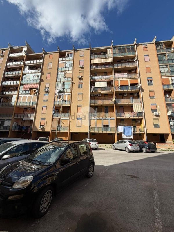 appartamento in vendita a Palermo in zona Acqua dei Corsari