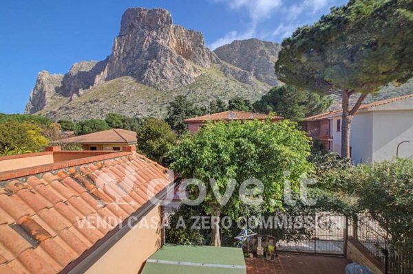casa indipendente in vendita a Palermo in zona Sferracavallo