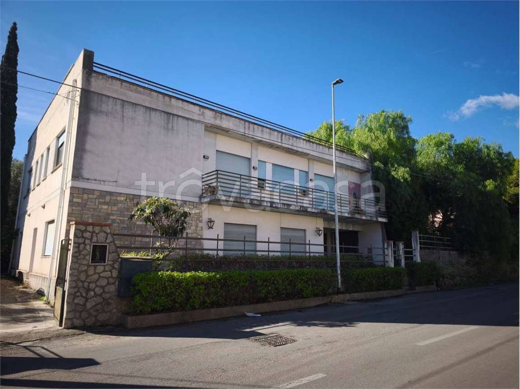 casa indipendente in vendita a Palermo in zona San Lorenzo
