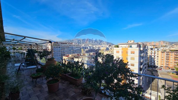 appartamento in vendita a Palermo in zona Libertà