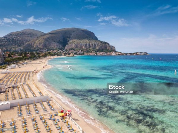 appartamento in vendita a Palermo in zona Mondello