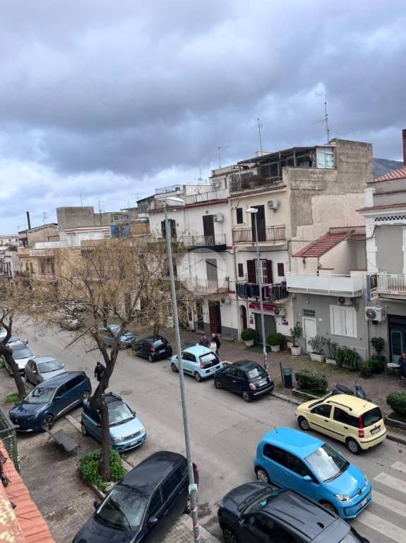 appartamento in vendita a Palermo in zona Partanna