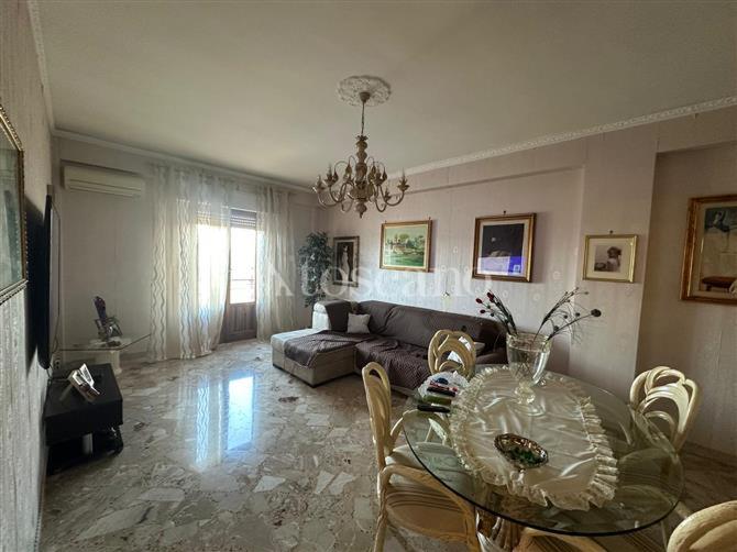 appartamento in vendita a Palermo in zona San Lorenzo