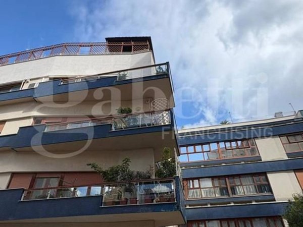 appartamento in vendita a Palermo in zona Libertà