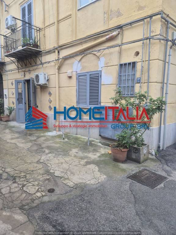 appartamento in vendita a Palermo in zona Zisa