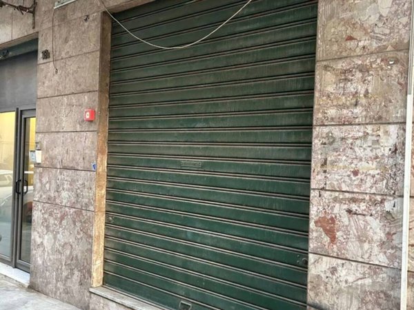 negozio in vendita a Palermo in zona Libertà