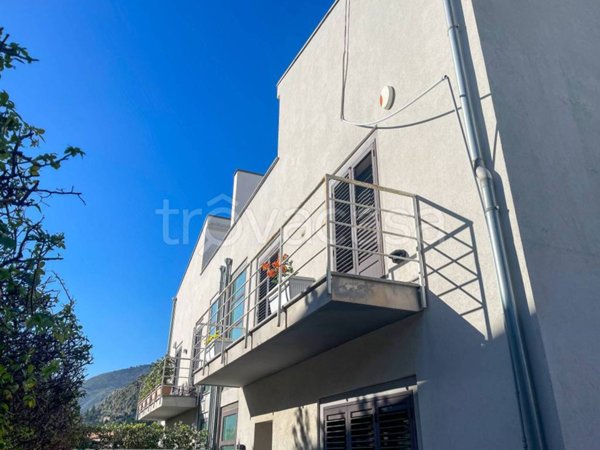casa indipendente in vendita a Palermo in zona Partanna