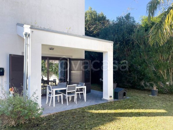 casa indipendente in vendita a Palermo in zona Partanna