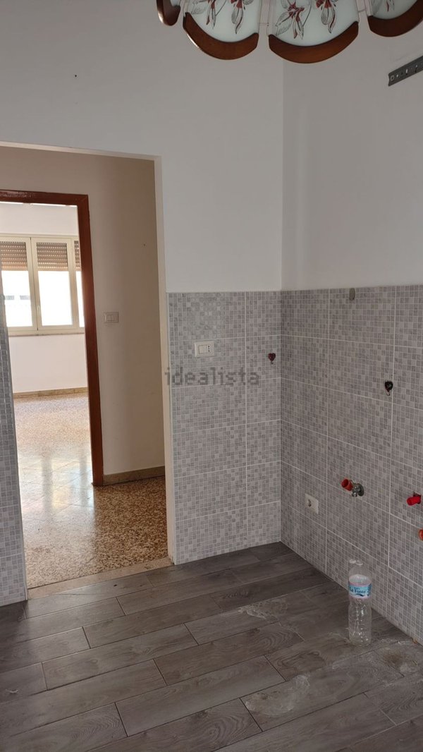 appartamento in vendita a Palermo in zona Montegrappa / Santa Rosalia