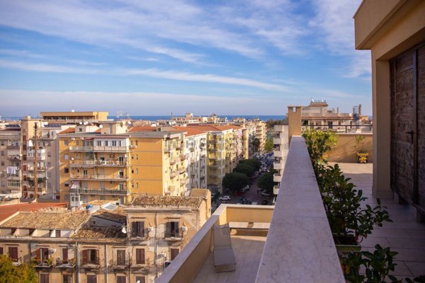 appartamento in vendita a Palermo