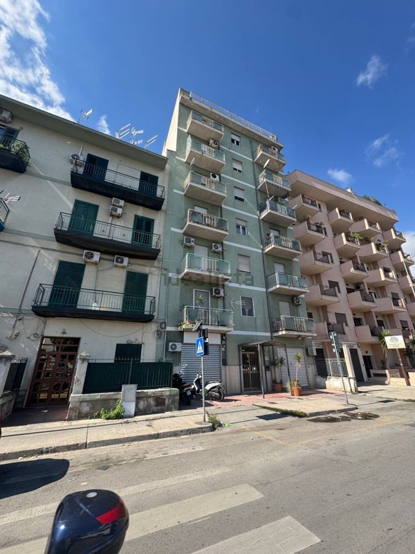 appartamento in vendita a Palermo in zona Altarello