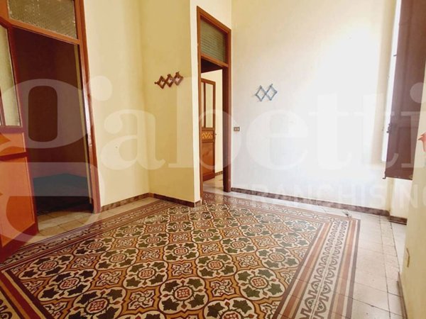 appartamento in vendita a Palermo in zona Montegrappa / Santa Rosalia