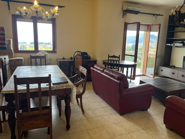 appartamento in vendita a Palermo in zona Villagrazia/Falsomiele