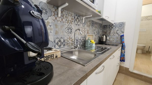 appartamento in vendita a Palermo in zona Zisa