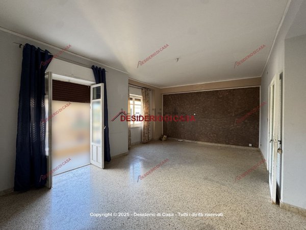 appartamento in vendita a Palermo in zona Zisa