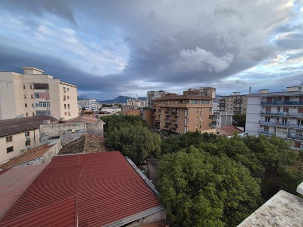 appartamento in vendita a Palermo in zona San Lorenzo