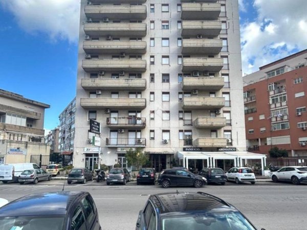 appartamento in vendita a Palermo in zona Oreto