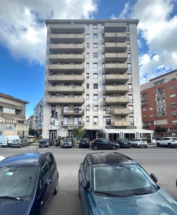 appartamento in vendita a Palermo in zona Villagrazia/Falsomiele