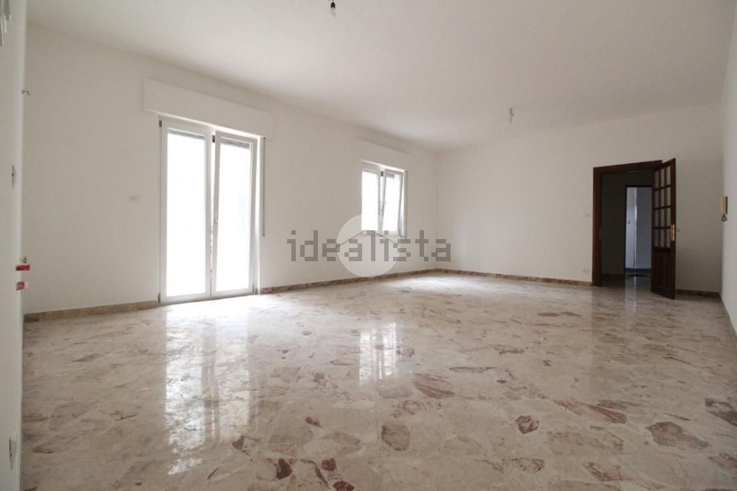 appartamento in vendita a Palermo in zona Uditore