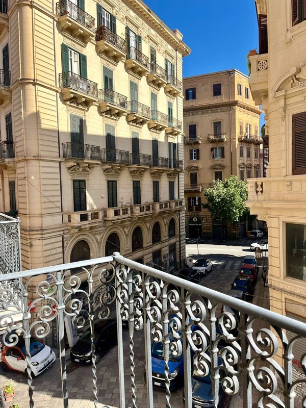 appartamento in vendita a Palermo in zona Centro storico