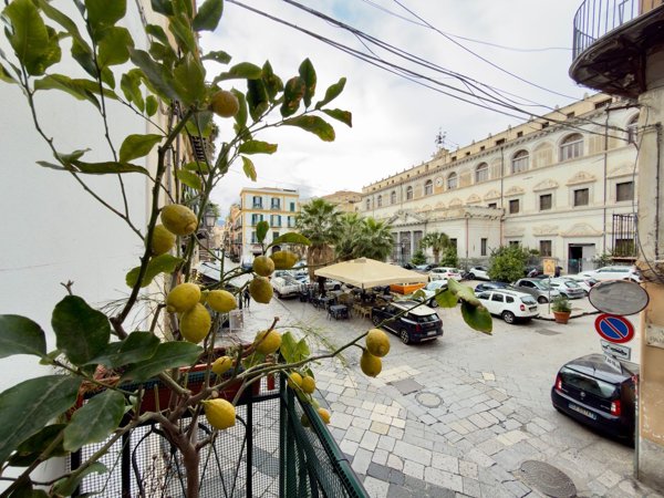 appartamento in vendita a Palermo in zona Centro storico