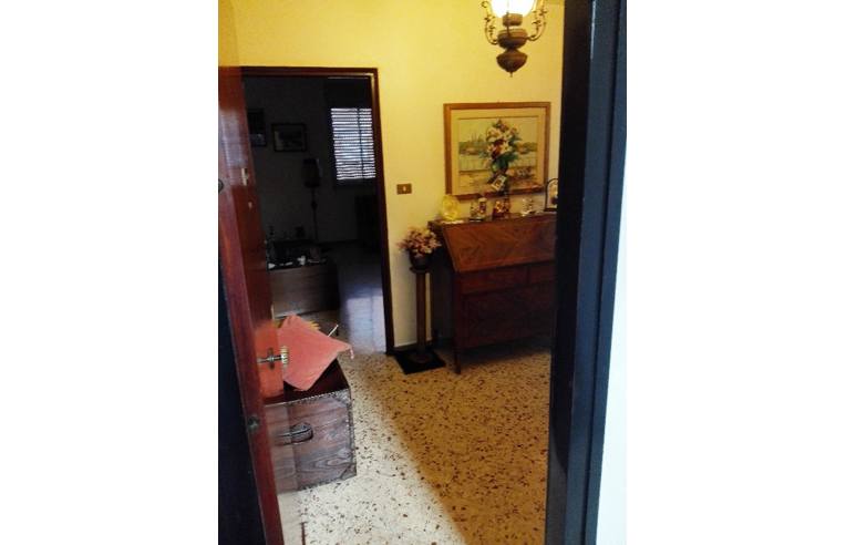 appartamento in vendita a Palermo in zona Zisa