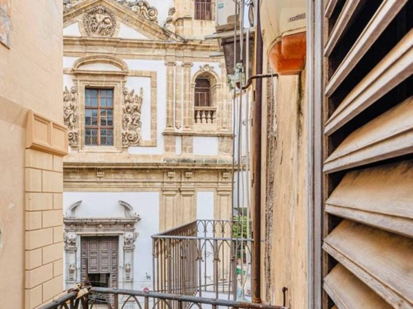 appartamento in vendita a Palermo in zona Centro storico
