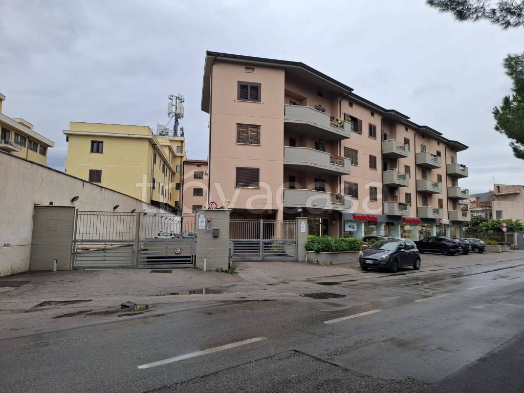 locale di sgombero in vendita a Palermo in zona Villagrazia/Falsomiele