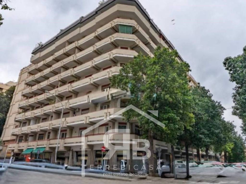 appartamento in vendita a Palermo in zona Libertà