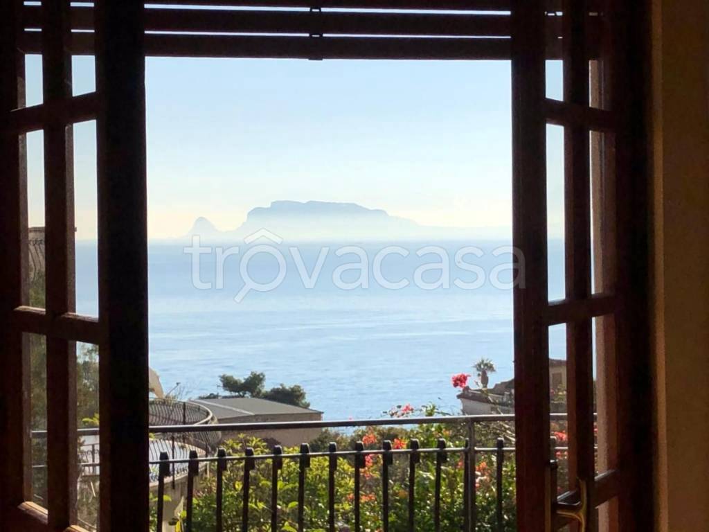 casa indipendente in vendita a Palermo in zona Libertà