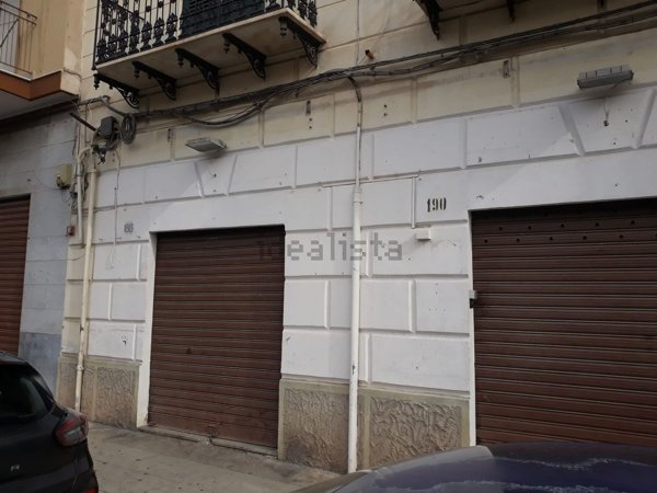 negozio in vendita a Palermo in zona Croceverde