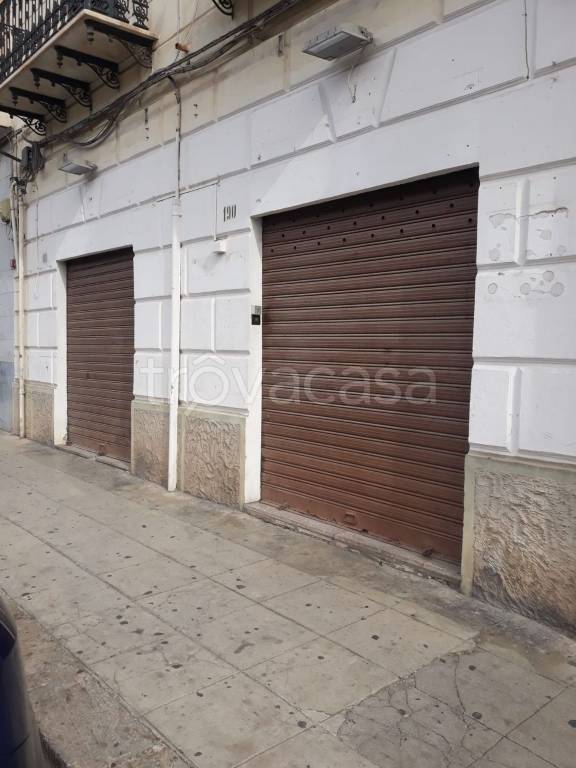 negozio in vendita a Palermo in zona Croceverde