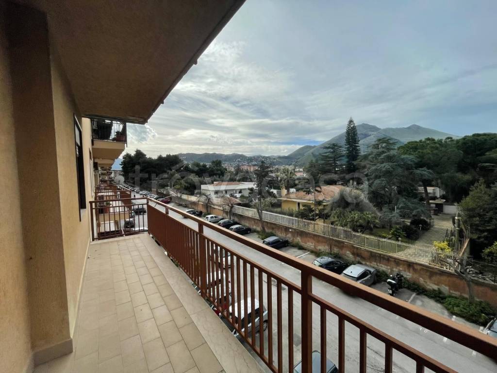 appartamento in vendita a Palermo in zona Uditore