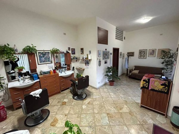 negozio in vendita a Palermo in zona Libertà