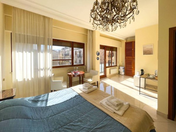 appartamento in vendita a Palermo in zona Centro storico