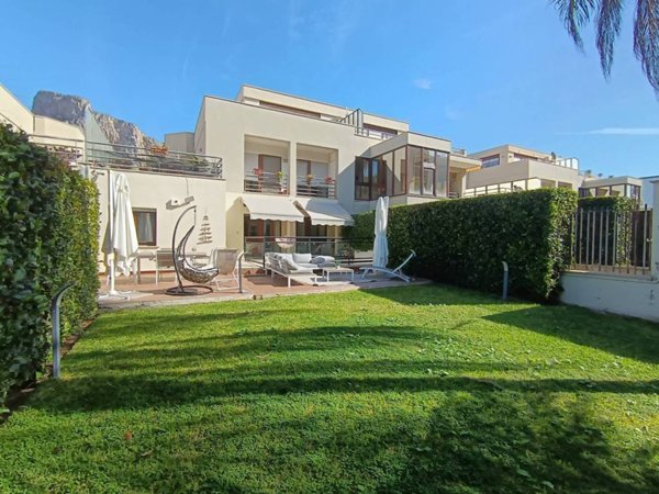 casa indipendente in vendita a Palermo in zona Tommaso Natale