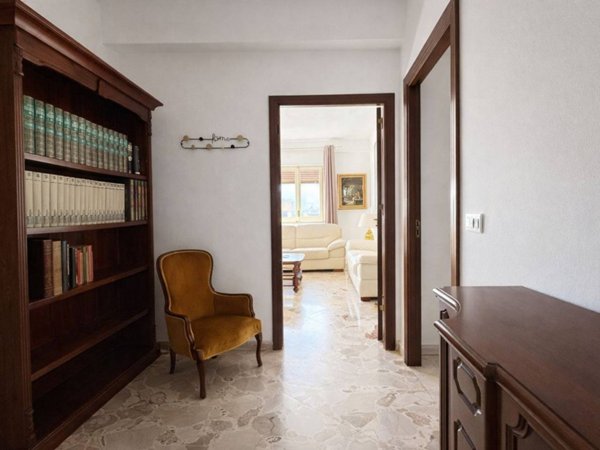 appartamento in vendita a Palermo in zona Montegrappa / Santa Rosalia